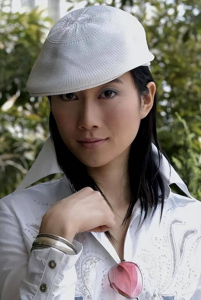 “坏人专业户”姚刚:一生无妻无子<strong></p>
<p>币虎交易</strong>,如今53岁在千万豪宅一个人住