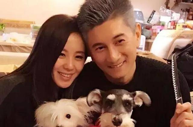 老夫少妻有多残酷?54岁的吴奇隆给刘诗诗上了一课<strong></p>
<p>币虎交易</strong>,马舒雅没说错