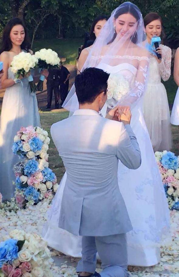 老夫少妻有多残酷?54岁的吴奇隆给刘诗诗上了一课<strong></p>
<p>币虎交易</strong>,马舒雅没说错