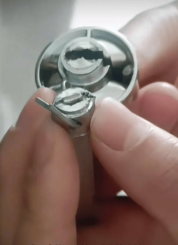 云南3名女生因门锁损坏被困民宿<strong></p>
<p>炒币交易网</strong>，错过考研最后一科！最新回应