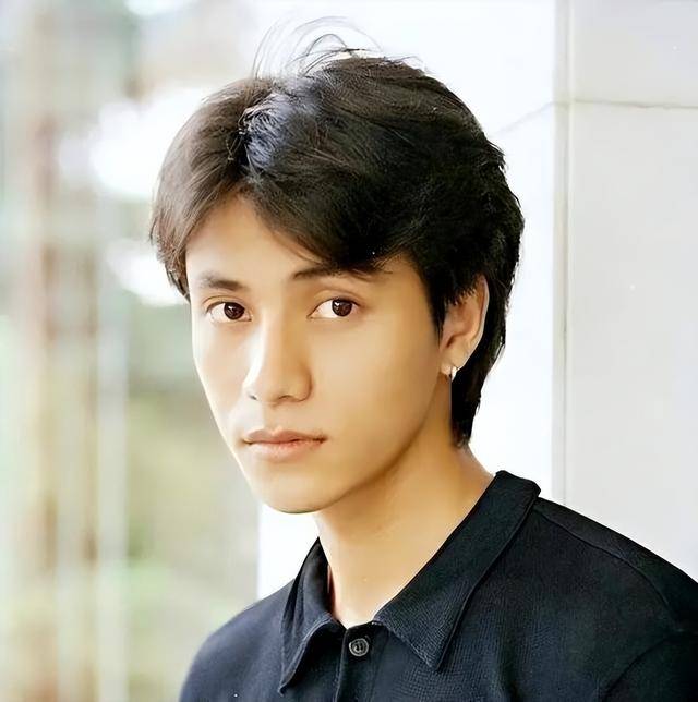 陈坤的儿子已成年<strong></p>
<p>炒币交易网</strong>,容貌开始显现母亲的基因,像谁可以认得出吗?