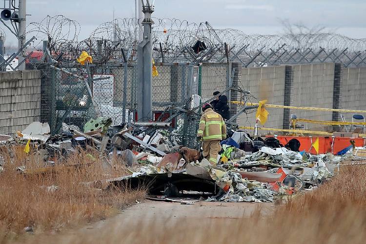 机场混凝土设施或是夺命“真凶”<strong></p>
<p>盛源币今天价格</strong>?韩国史上最严重空难谜团