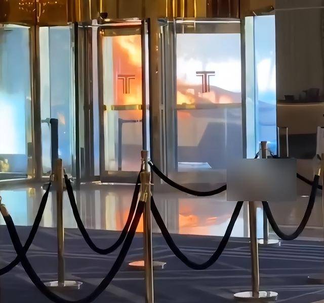 美特朗普国际酒店门前发生汽车爆炸<strong></p>
<p>vrc系统开发</strong>,致1死7伤