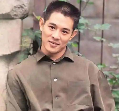 李连杰:后事一切从简<strong></p>
<p>2018币圈</strong>，不用立碑也不用办丧事，树葬海葬都可以