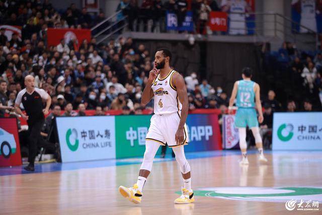 热血沸腾！青岛男篮最后三分钟14-0绝地翻盘<strong></p>
<p>币圈活动</strong>，队史首次单赛季双杀辽宁