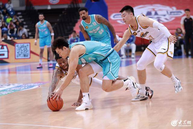 热血沸腾！青岛男篮最后三分钟14-0绝地翻盘<strong></p>
<p>币圈活动</strong>，队史首次单赛季双杀辽宁