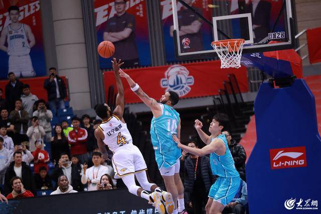 热血沸腾！青岛男篮最后三分钟14-0绝地翻盘<strong></p>
<p>币圈活动</strong>，队史首次单赛季双杀辽宁