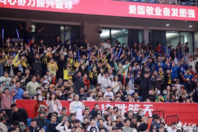 热血沸腾！青岛男篮最后三分钟14-0绝地翻盘<strong></p>
<p>币圈活动</strong>，队史首次单赛季双杀辽宁