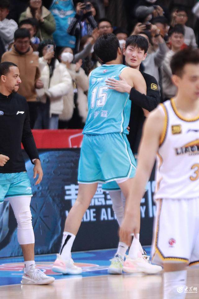 热血沸腾！青岛男篮最后三分钟14-0绝地翻盘<strong></p>
<p>币圈活动</strong>，队史首次单赛季双杀辽宁