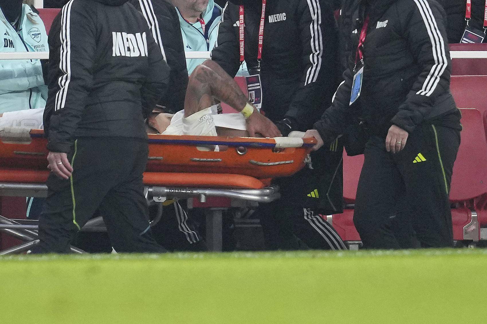 【足总杯】曼联淘汰阿森纳<strong></p>
<p>币圈活动</strong>,“倒霉蛋”巴因德尔两扑点球成为英雄