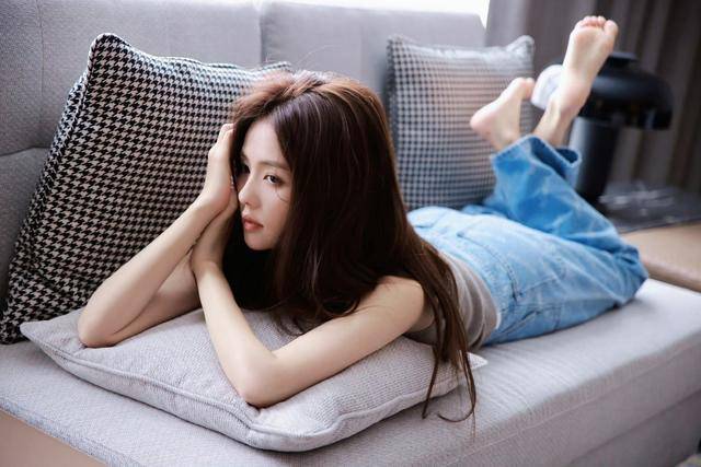 从网红到一线女演员<strong></p>
<p>币圈老猫</strong>,非科班演技却很好,诠释了越努力越幸运