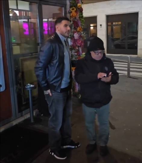 庆祝意甲30球特奥宴请米兰队友吃晚饭<strong></p>
<p>全球供应链炒币</strong>，小图拉姆和帕瓦尔出席