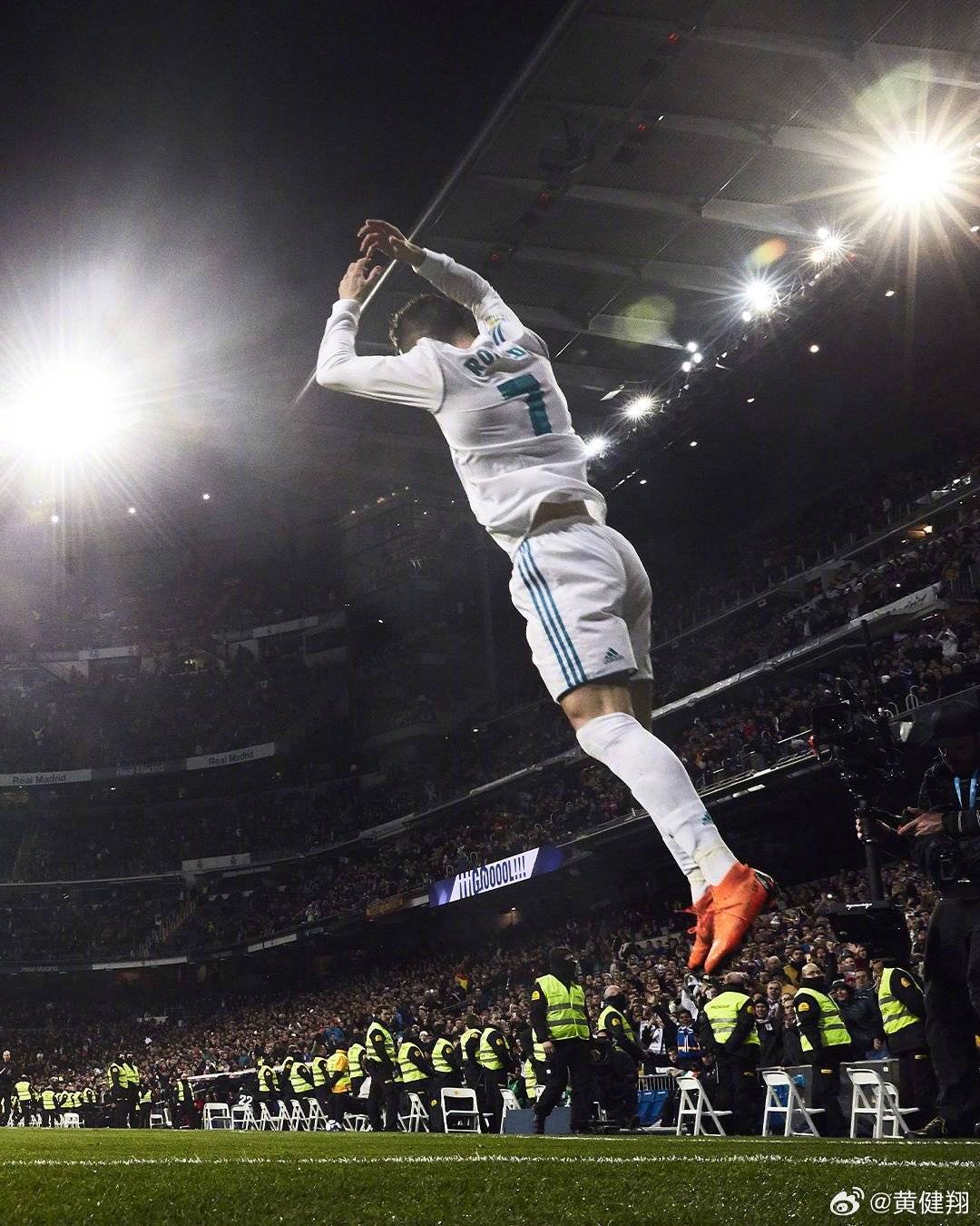 真爱!黄健翔近千字祝福C罗:近乎变态的自我要求<strong></p>
<p>炒币割韭菜</strong>,圣人般的存在