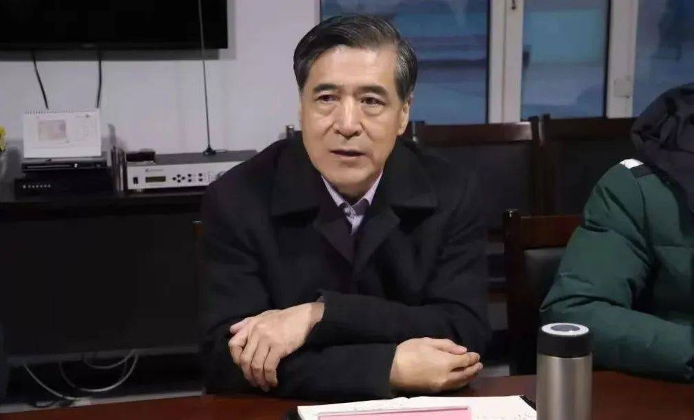 中央打虎！当过赤峰市市长、赤峰市委书记、包头市委书记等<strong></p>
<p>炒币赔光</strong>，王中和被查