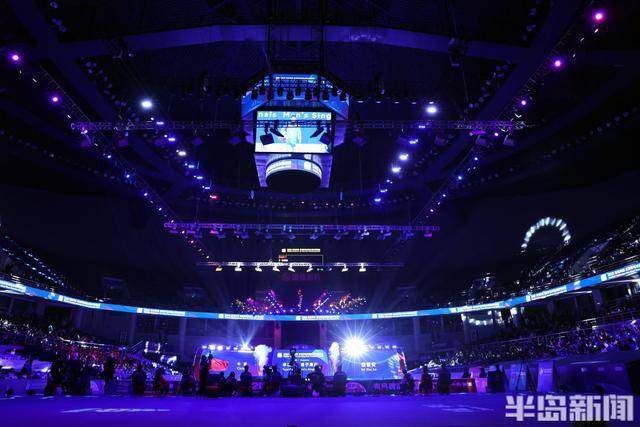 在青岛上演惊天大逆转!中国队3:2险胜日本队<strong></p>
<p>炒币赔光</strong>,挺进羽毛球亚团赛决赛