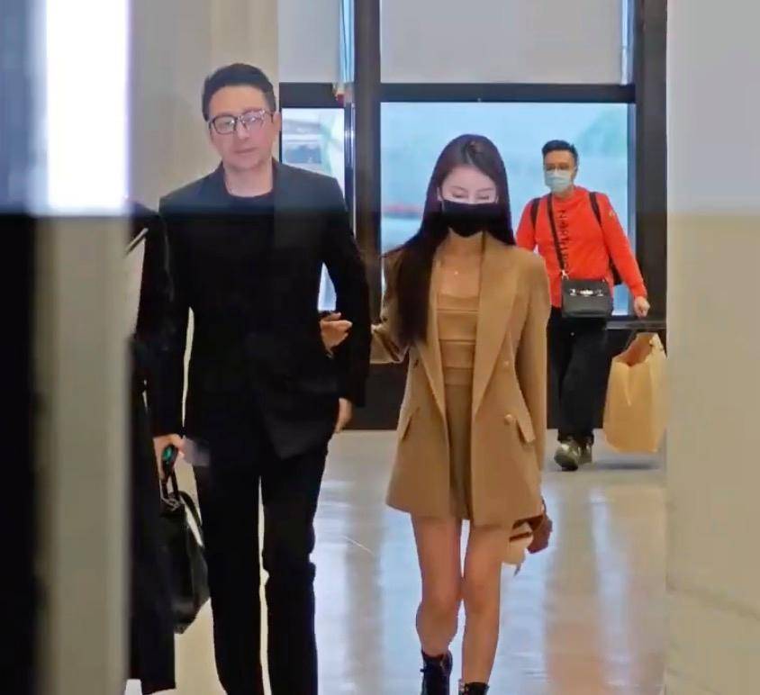 大S去世后<strong></p>
<p>炒币神话</strong>，汪小菲今日再次在台北出现