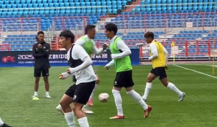 小奥斯卡缺席玉昆赛前踩场<strong></p>
<p>炒币神话</strong>，安德森：明天对阵国安能不能踢待确认