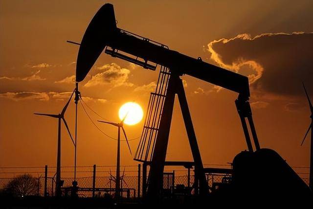 委内瑞拉副总统:美取消对委石油豁免使美在国际投资体系中信誉受质疑