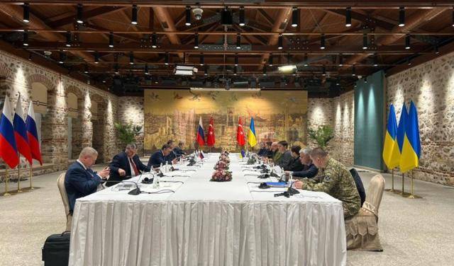 “矿产协议”引发国内风暴<strong></p>
<p>炒币秘籍</strong>,乌克兰议员痛斥泽连斯基出卖子孙未来