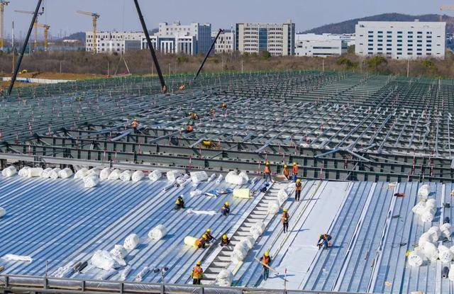 雷军亲口证实:今年年底在武汉大规模投产