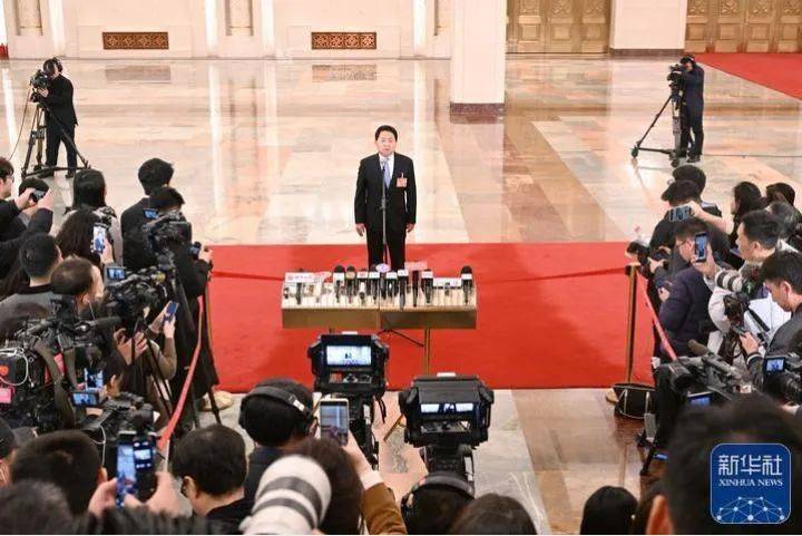 四位部长<strong></p>
<p>链币世界</strong>,重磅发声!