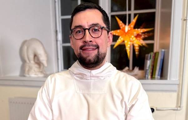 格陵兰岛自治政府总理再表态:<strong></p>
<p>币币交易源码</strong>我们不想成为美国人