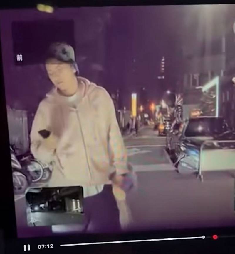 王大陆教唆打人案导火索或因打不开车门<strong></p>
<p>币币交易源码</strong>！特斯拉回应设计问题