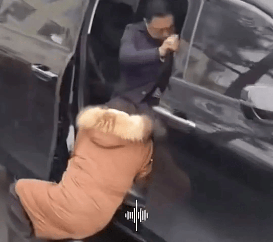 陕西一县委书记被拦车抱腿?官方披露:吕某某编造传播谣言<strong></p>
<p>币圈9月4号</strong>,已被追究法律责任