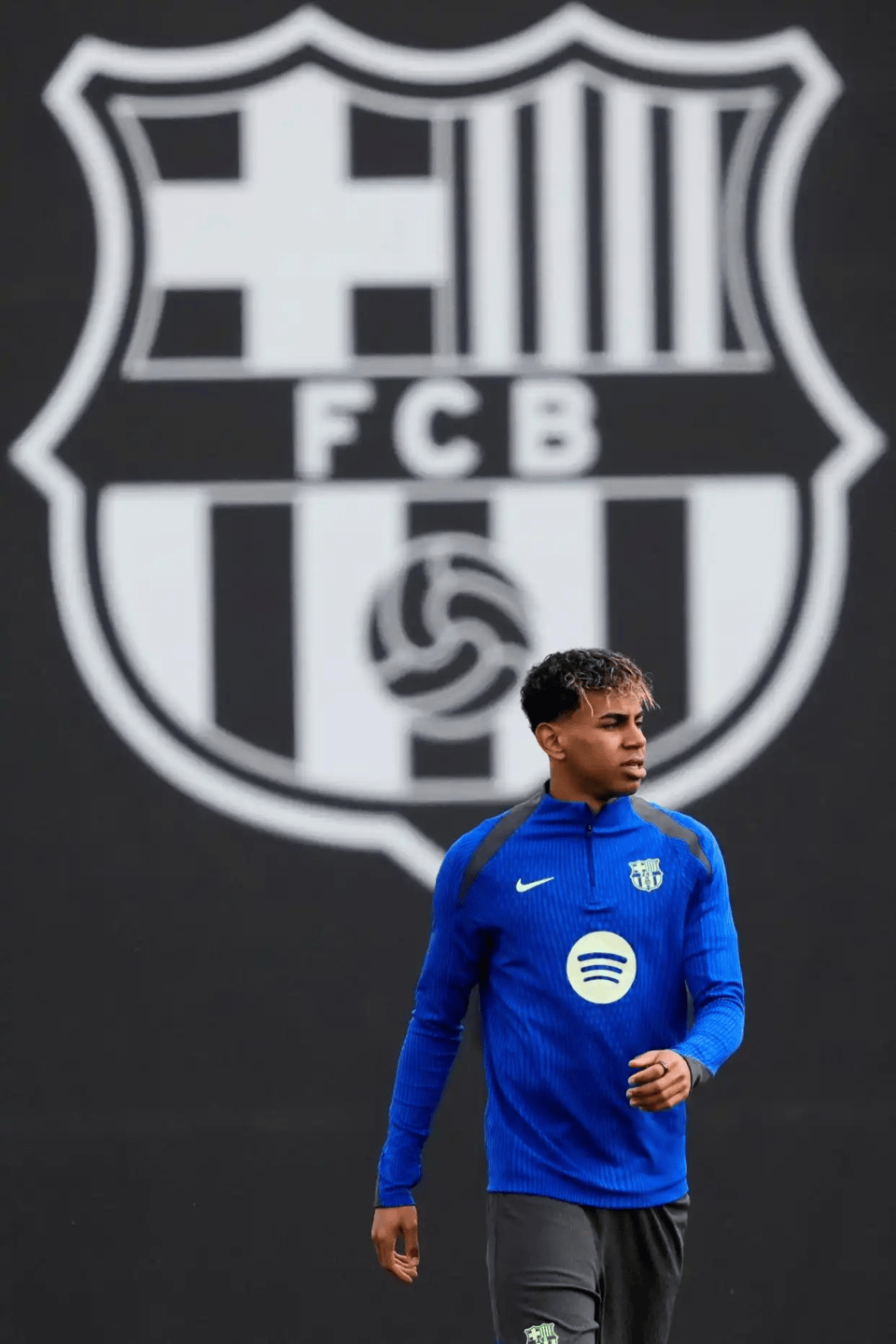 欧冠|是亚马尔将巴萨送进八强？不<strong></p>
<p>罗门币算力</strong>，他的背后还有高人