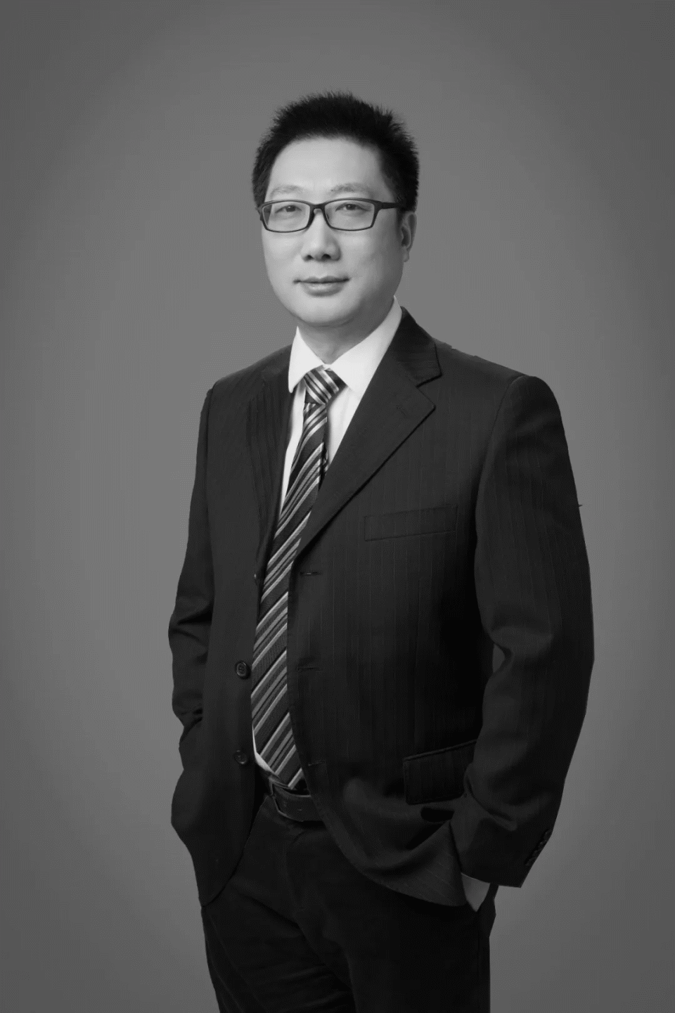 刘永锋教授在参会现场突发脑溢血离世<strong></p>
<p>罗门币算力</strong>,年仅47岁,浙江大学发布讣告