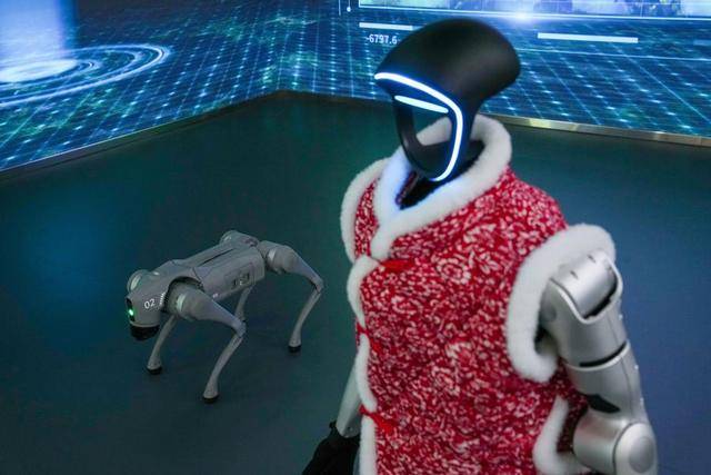 新华社记者带你听两会|听<strong></p>
<p>罗门币算力</strong>,“新”的活力