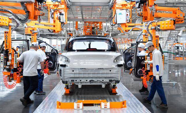 新华社记者带你听两会|听<strong></p>
<p>罗门币算力</strong>,“新”的活力