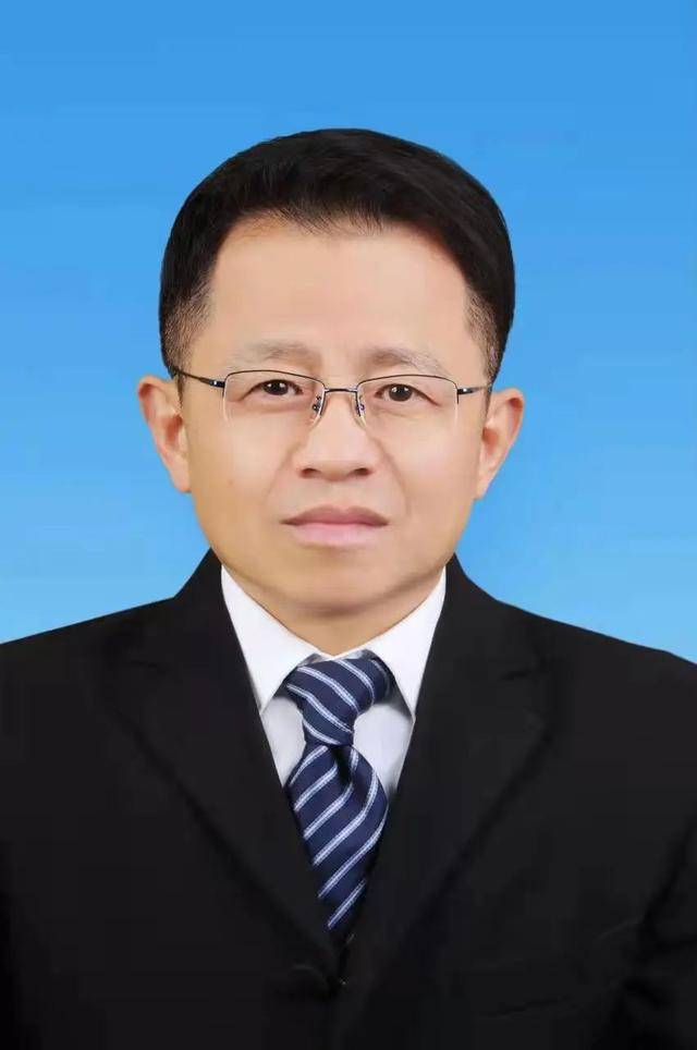 全国两会闭幕后第一天<strong></p>
<p>币圈割韭菜</strong>，他落马