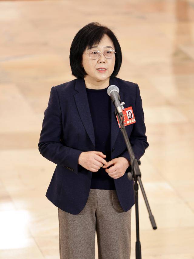 新华视点|全国两会“三大通道”聚焦这些“大事小情”