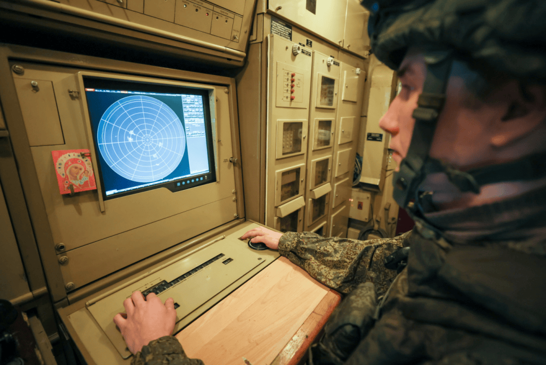 俄军发动大规模袭击<strong></p>
<p>ig币</strong>!