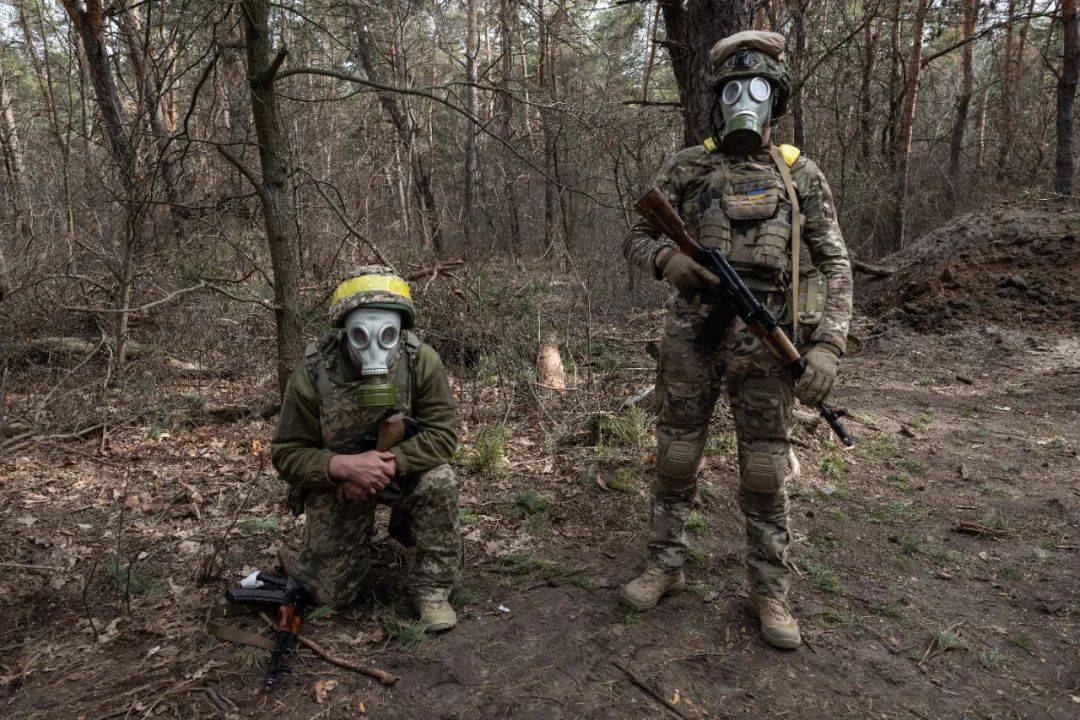 俄军发动大规模袭击<strong></p>
<p>ig币</strong>!