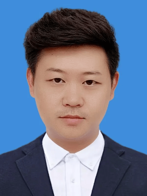 生于1989年<strong></p>
<p>狮子币</strong>，李伟涉嫌严重违纪违法