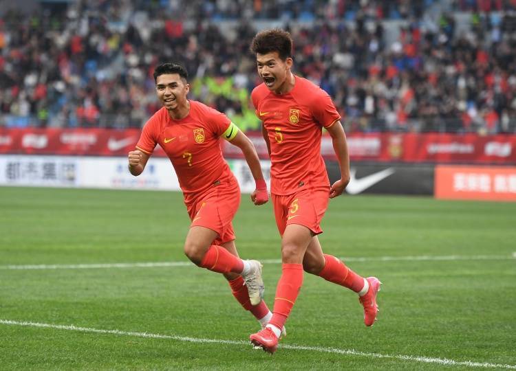 津媒：U22国足与成年队老大哥相比脚下技术更过硬<strong></p>
<p>码头币</strong>，敢突破过人