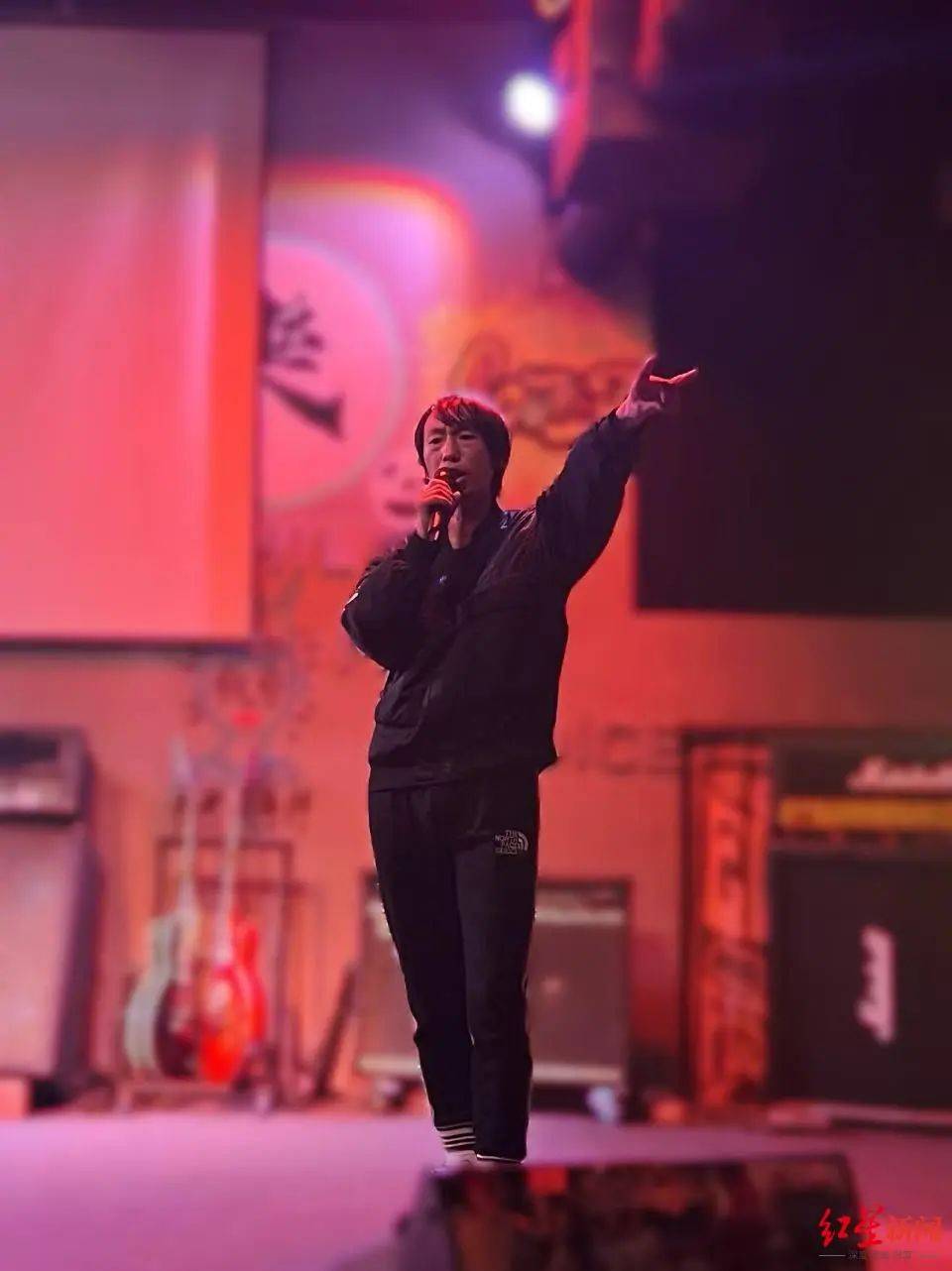 知名歌手复出<strong></p>
<p>2017币圈</strong>!曾被强制送进精神病院