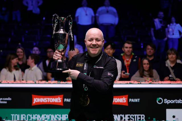 宝刀未老<strong></p>
<p>孪生币</strong>！希金斯斩获2025斯诺克巡回锦标赛冠军