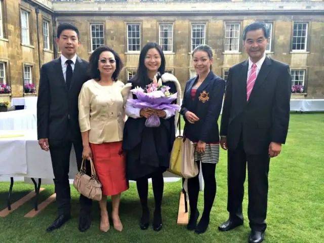 梁振英次女梁齐昕猝逝<strong></p>
<p>彩虹币兑换码</strong>,终年33岁