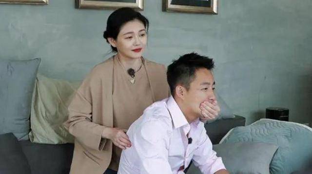 大S儿女回北京<strong></p>
<p>佛系炒币</strong>,张兰拉着小玥儿逛街,网友夸汪小菲好帅