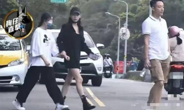 大S儿女回北京<strong></p>
<p>佛系炒币</strong>,张兰拉着小玥儿逛街,网友夸汪小菲好帅