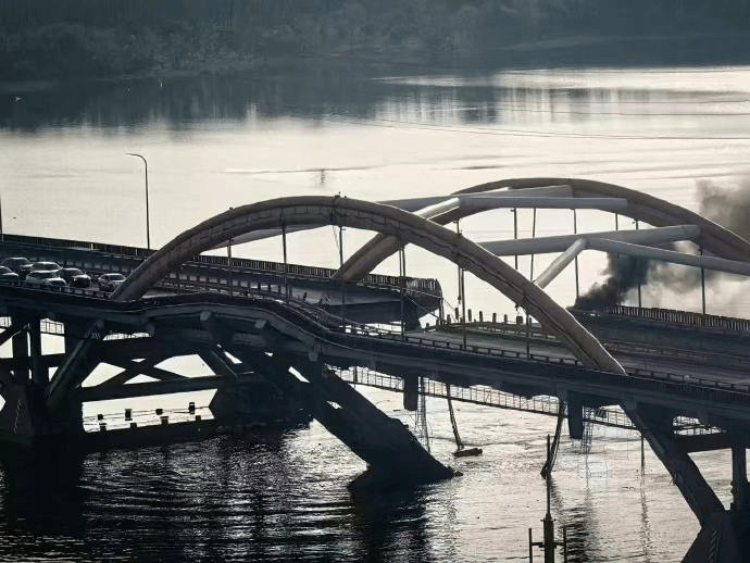 北京顺义潮白河大桥发生火情并部分坍塌<strong></p>
<p>大学生炒币</strong>,官方回应