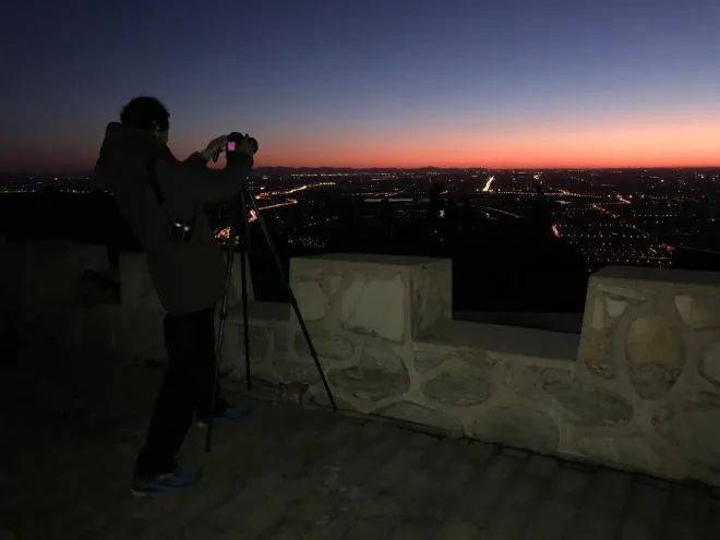 东方红一号还“活”着<strong></p>
<p>币加网</strong>!有人每年给它拍生日照