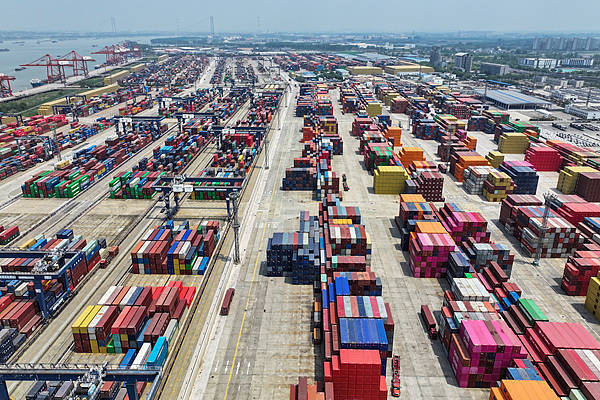 港媒:特朗普的关税政策加强了中国的决心<strong></p>
<p>圈币</strong>,中国正将危机转化为机遇