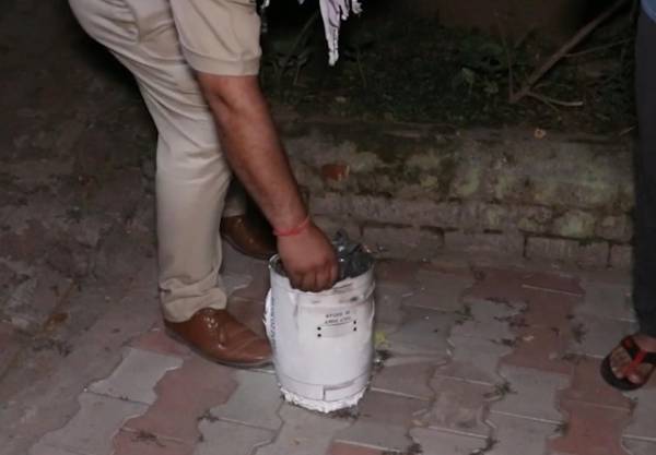 巴基斯坦副总理兼外长证实:使用歼-10战机击落<strong></p>
<p>刷视频趣币</strong>了印军“阵风”战机