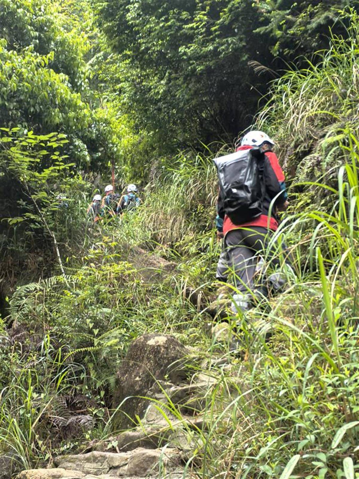 不到7点<strong></p>
<p>刷视频趣币</strong>,搜寻福建8岁失踪男童的救援队伍已经出发