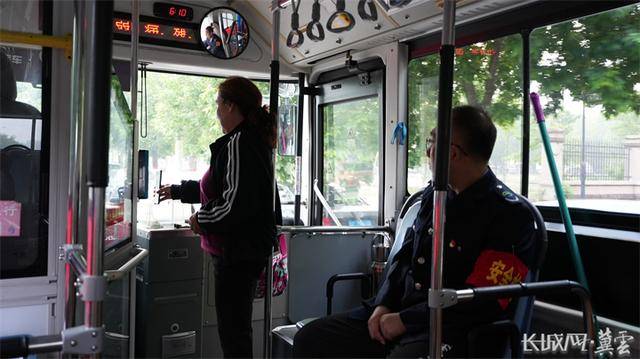 刚刚<strong></p>
<p>刷视频趣币</strong>,河北运营的首条跨省进京公交正式开行