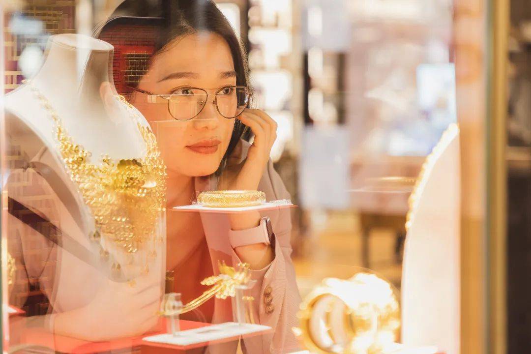 太突然！金价连续大跌，“买个手镯，半个月缩水2000多元<strong></p>
<p>德商币</strong>。”